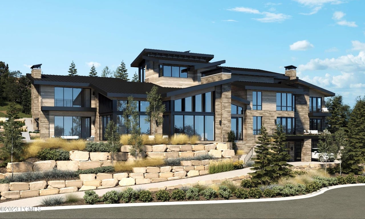 Here’s How to Tell What That Luxury Home Is Really Worth