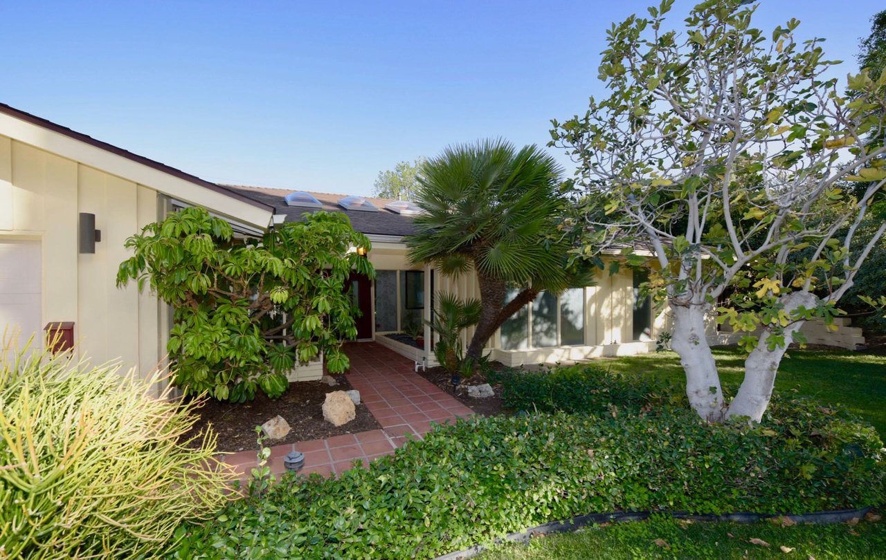 12116 ELNORA Place