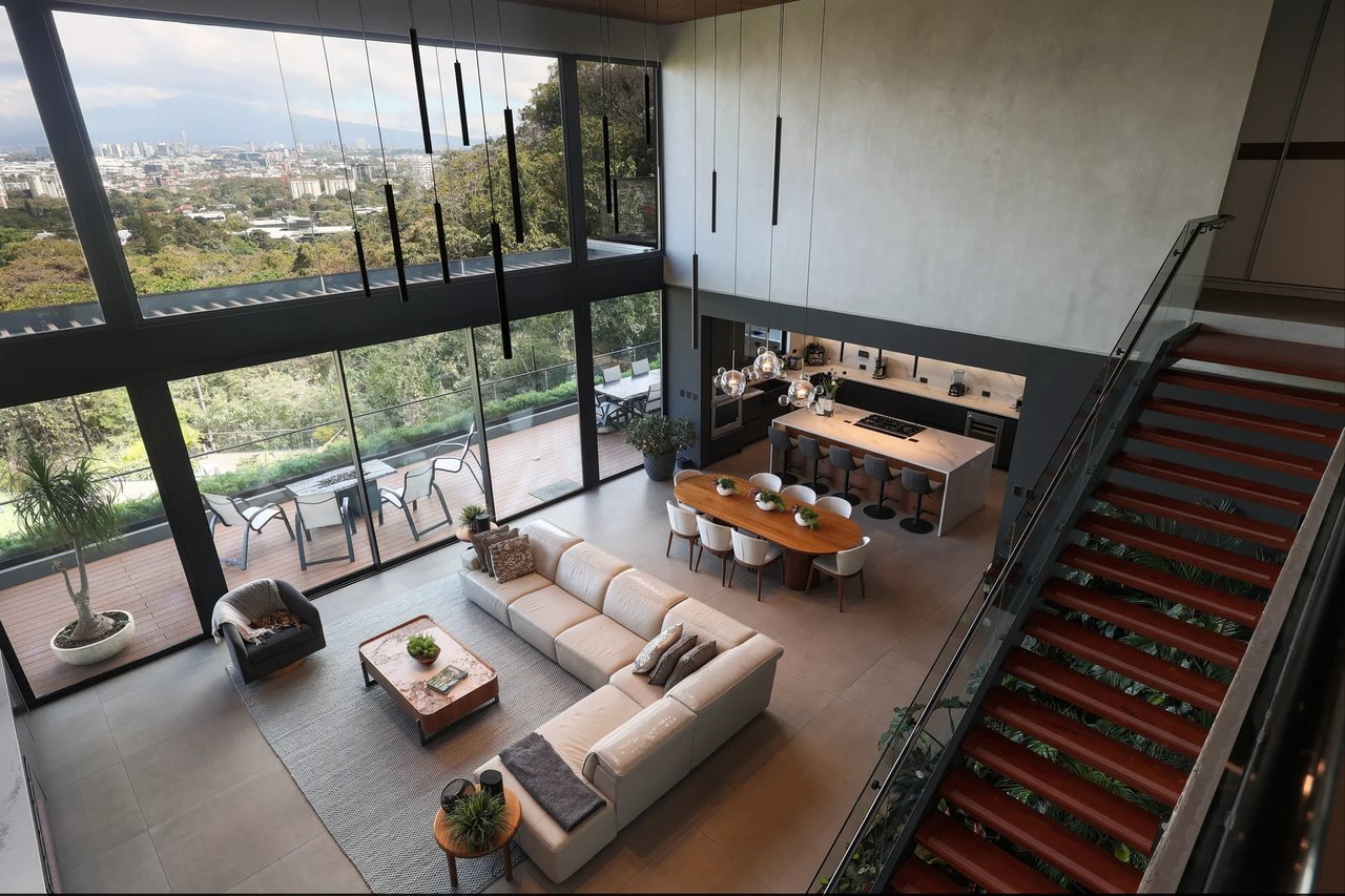 Panoramic City View Estate Home, Escazu, San Jose