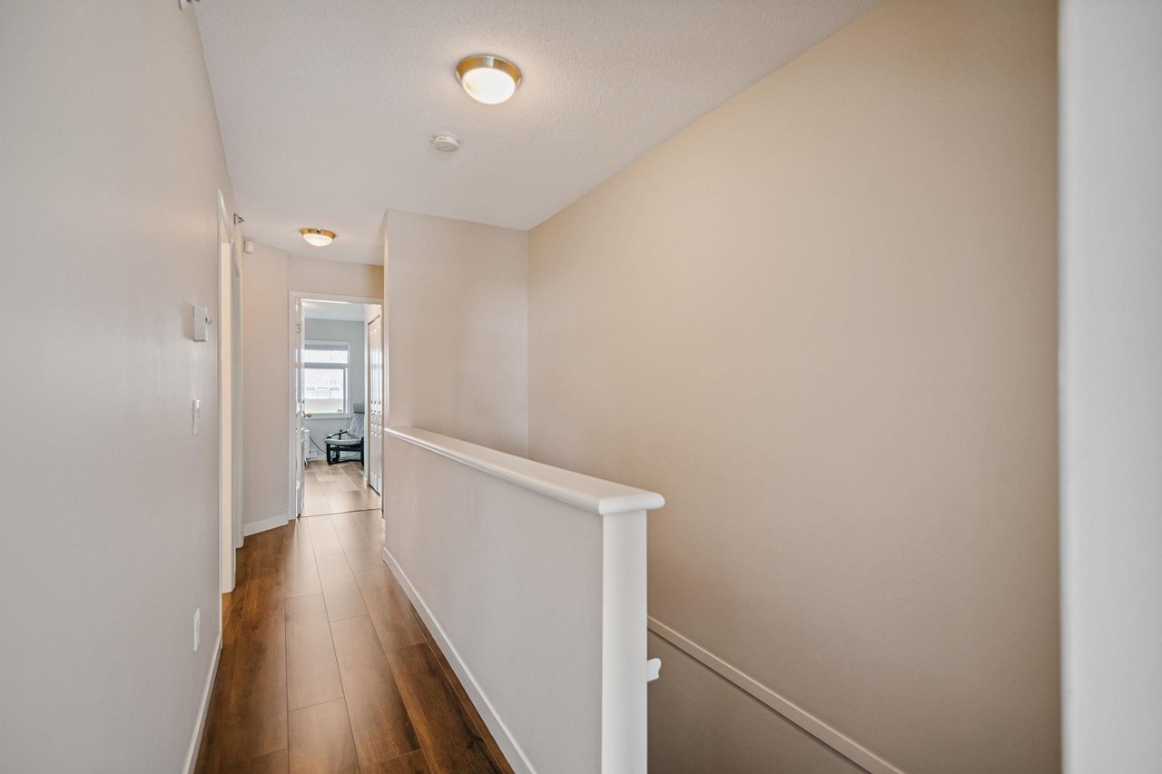 1-3578 Whitney Pl