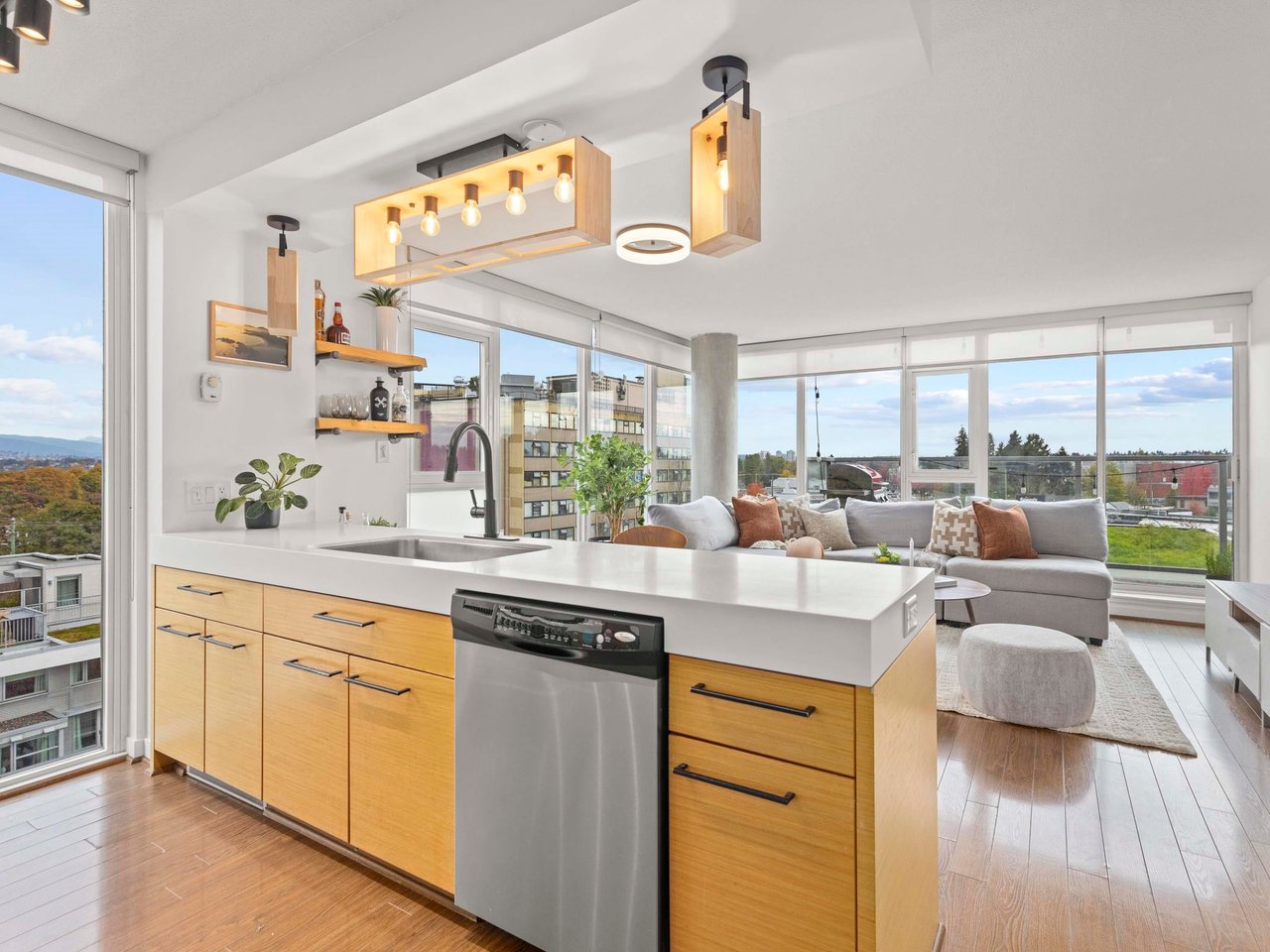 605-2770 Sophia Street, Vancouver