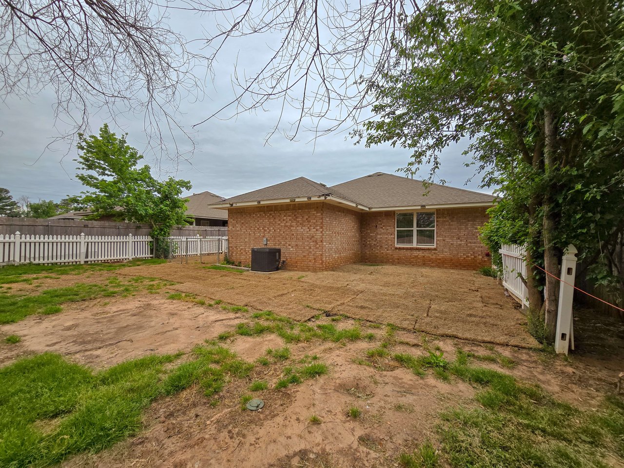1211 Orchard Dr