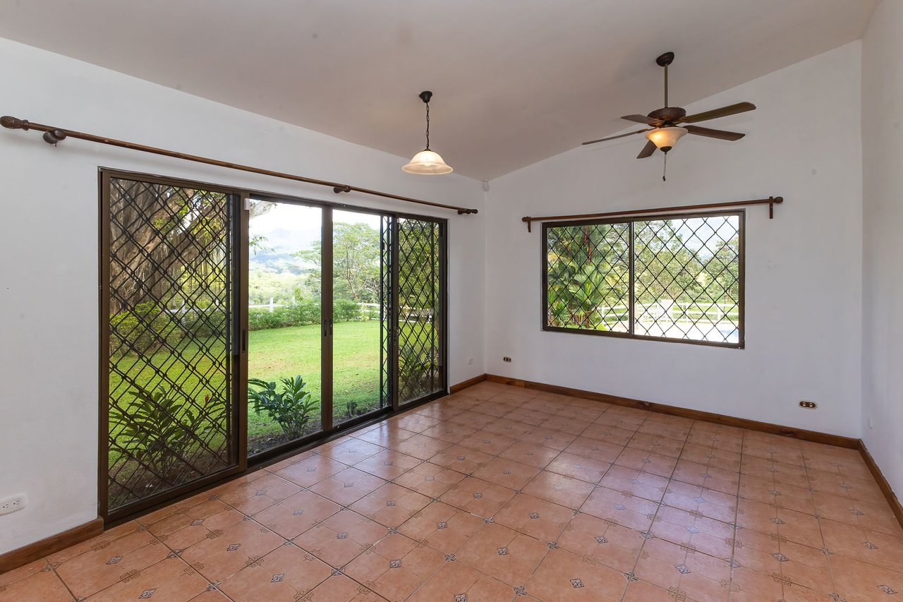 Mountain View Equestrian Ranch, Manuel Antonio, Puntarenas