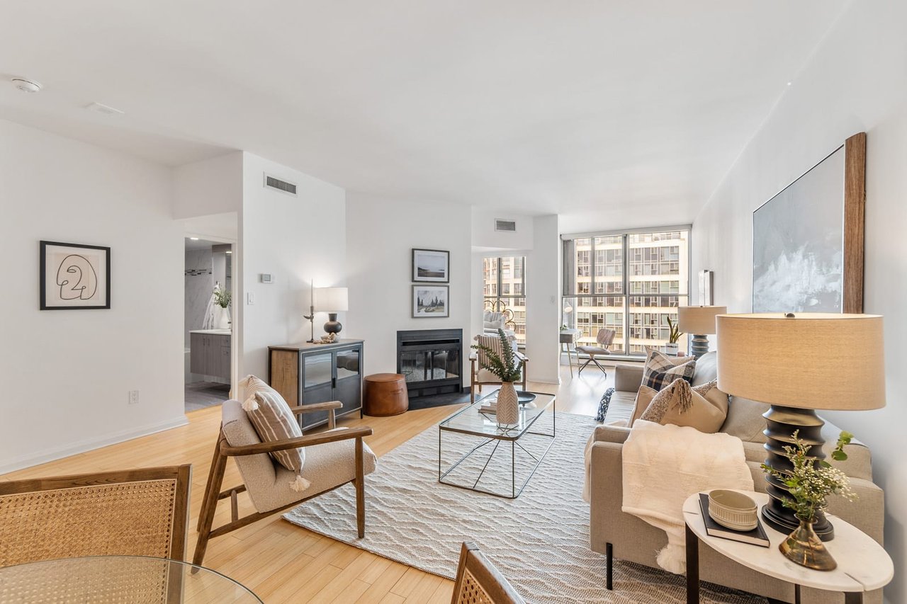 909-65 Scadding Ave