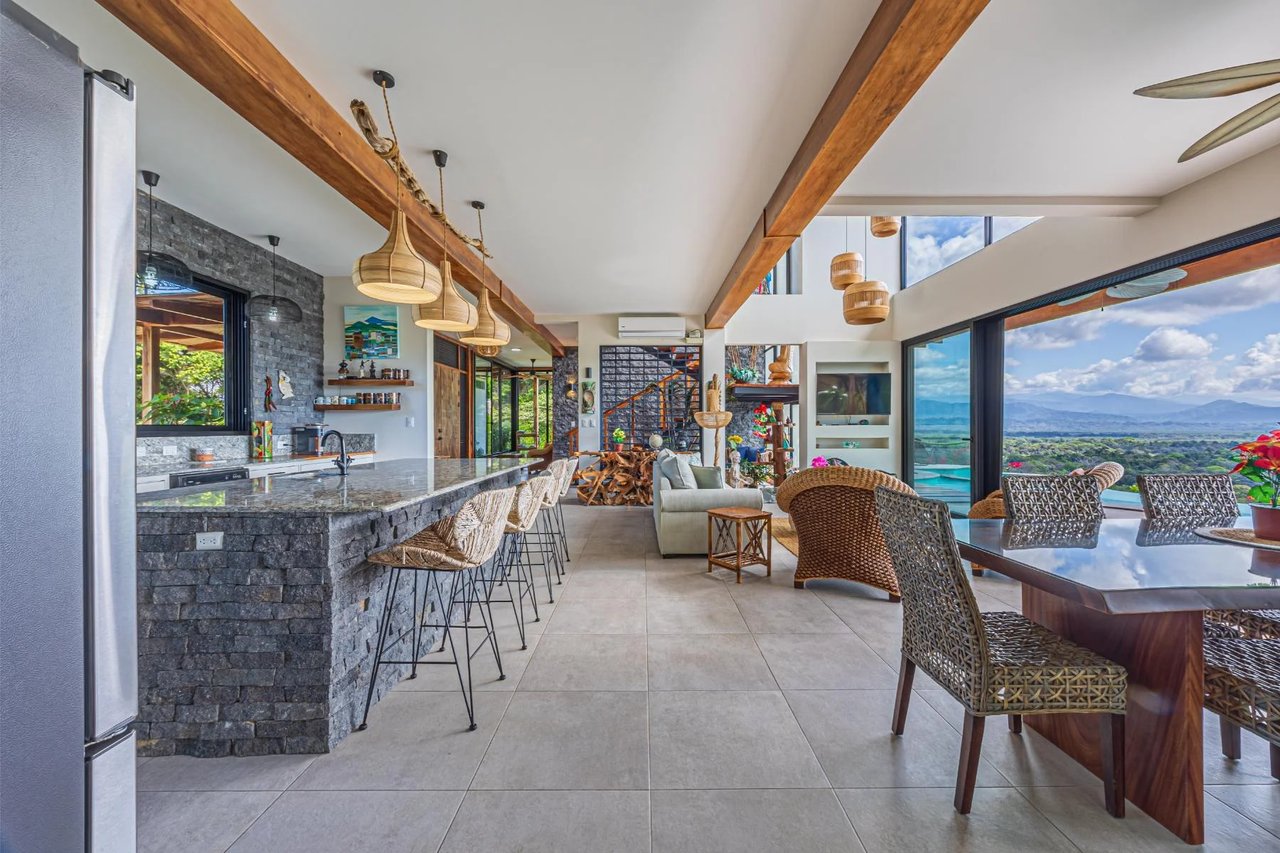 Modern Mountain View Estate, Manuel Antonio, Puntarenas