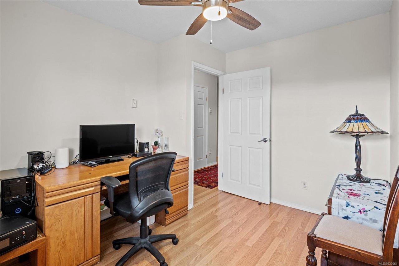 69-3987 Gordon Head Rd