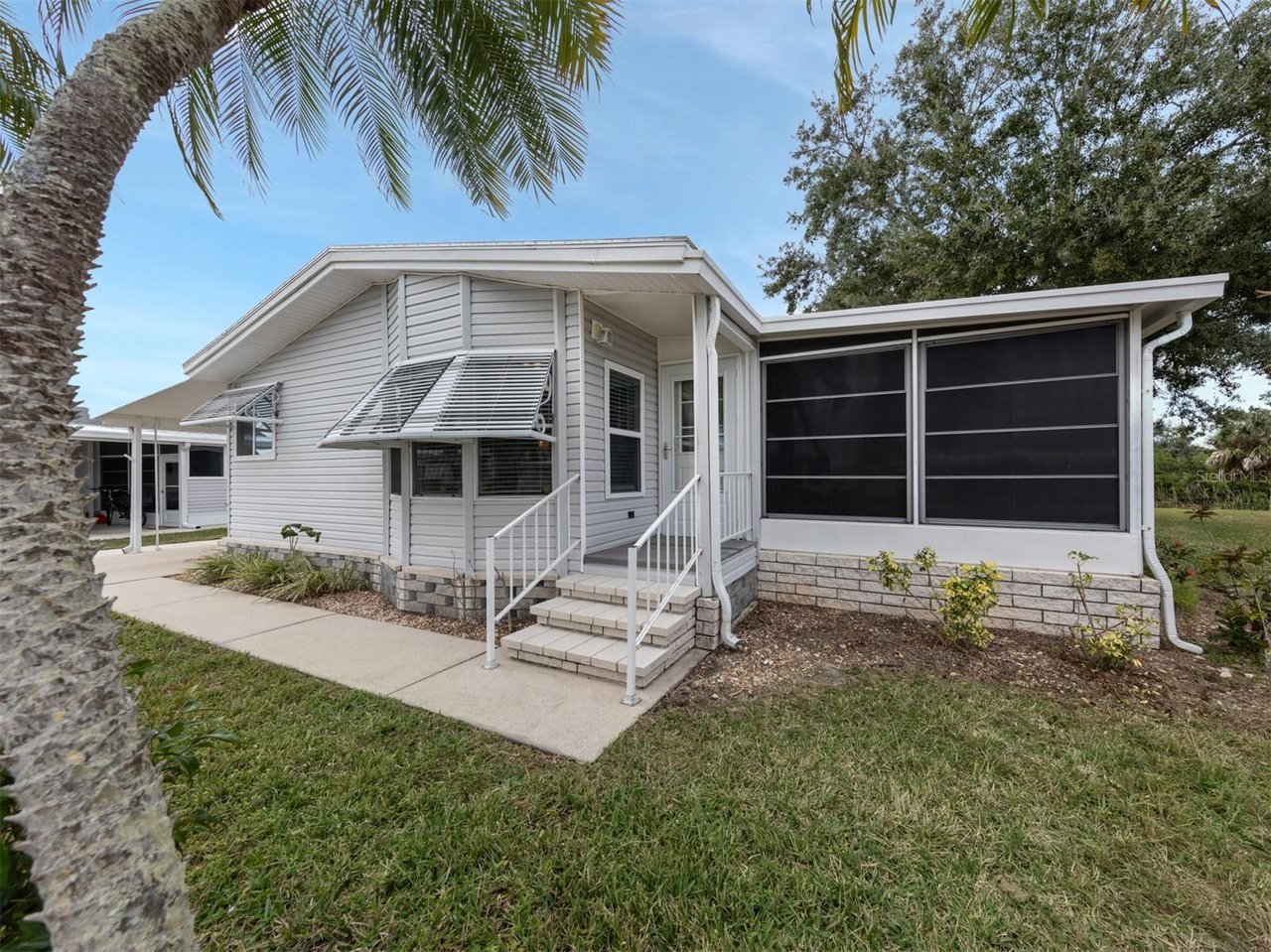 🏡🌅PENDING🌅🏡 611 PORTSIDE DR, NORTH PORT, FL 34287
