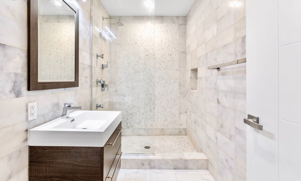 Lighthouse Condominium & Spa