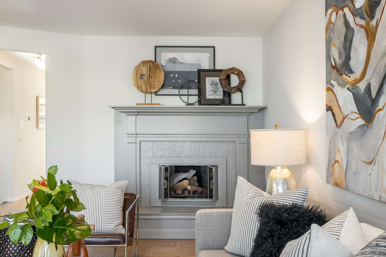 82 Stanford Heights Ave