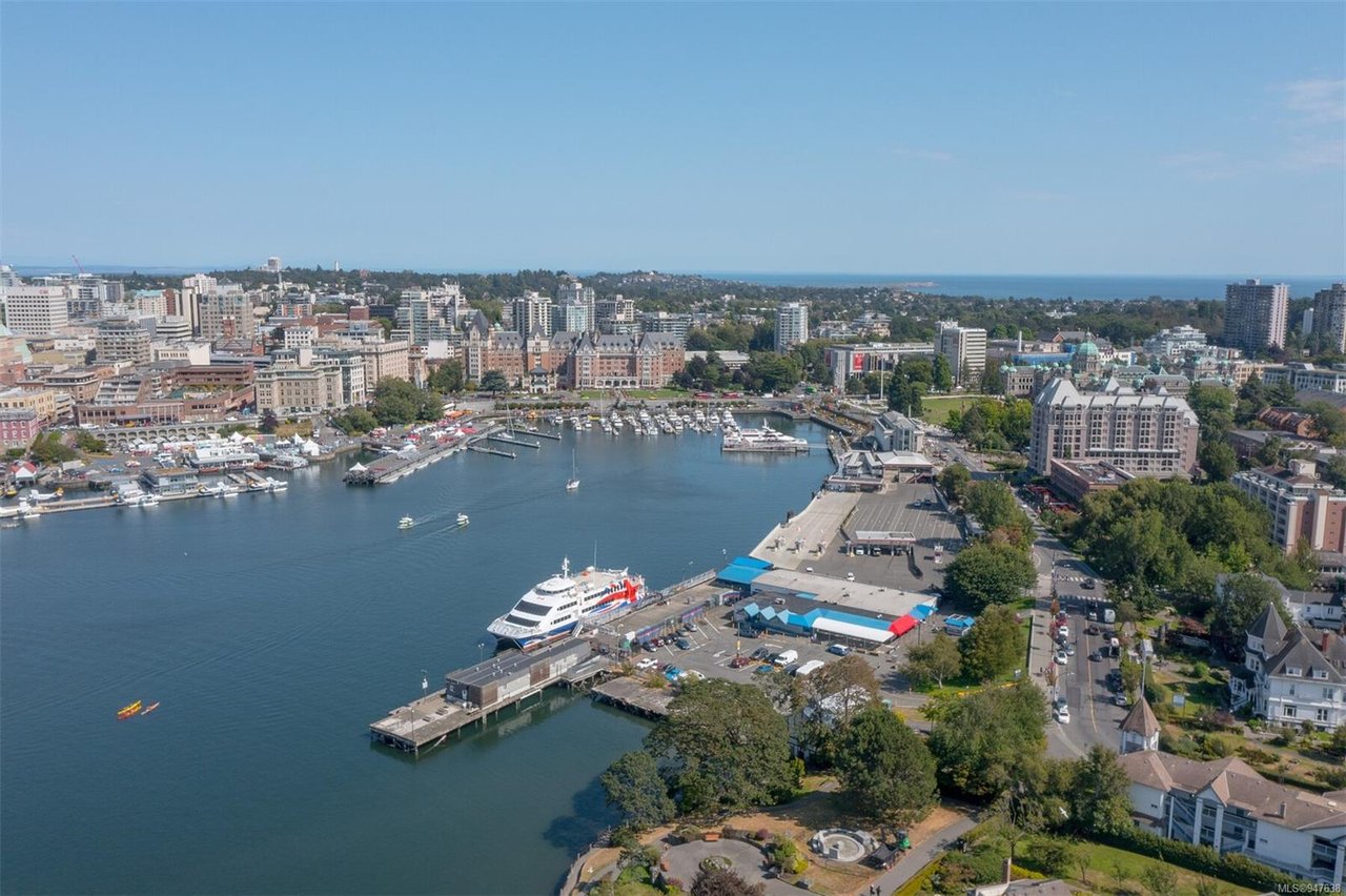 106-305 Michigan St
