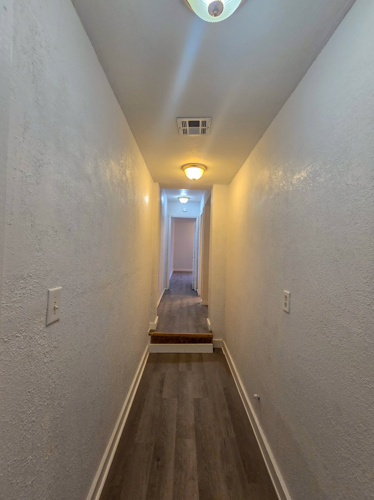209 E Main St