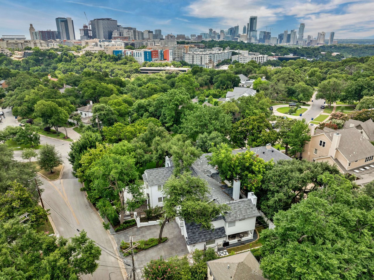 2518 Wooldridge Drive 