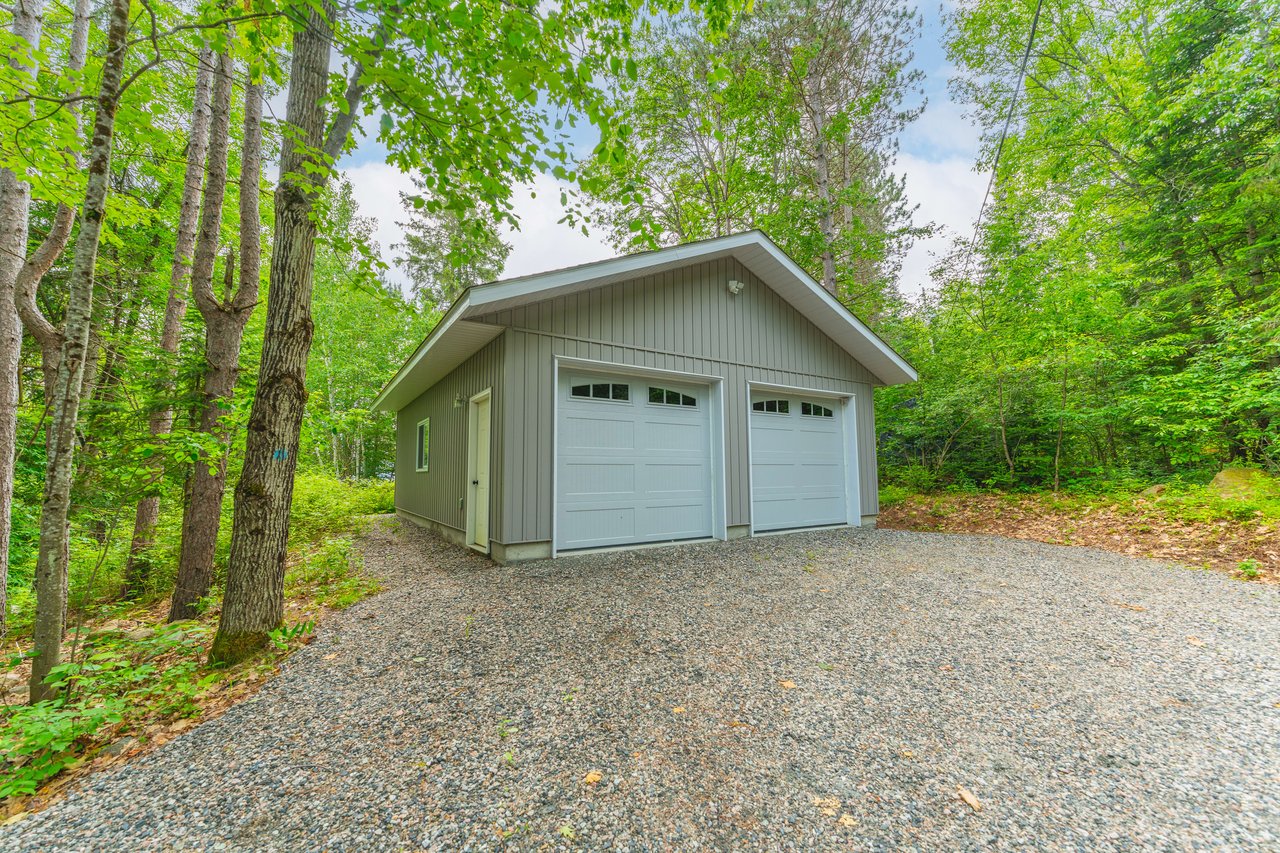 1025 Yukon Trail Haliburton