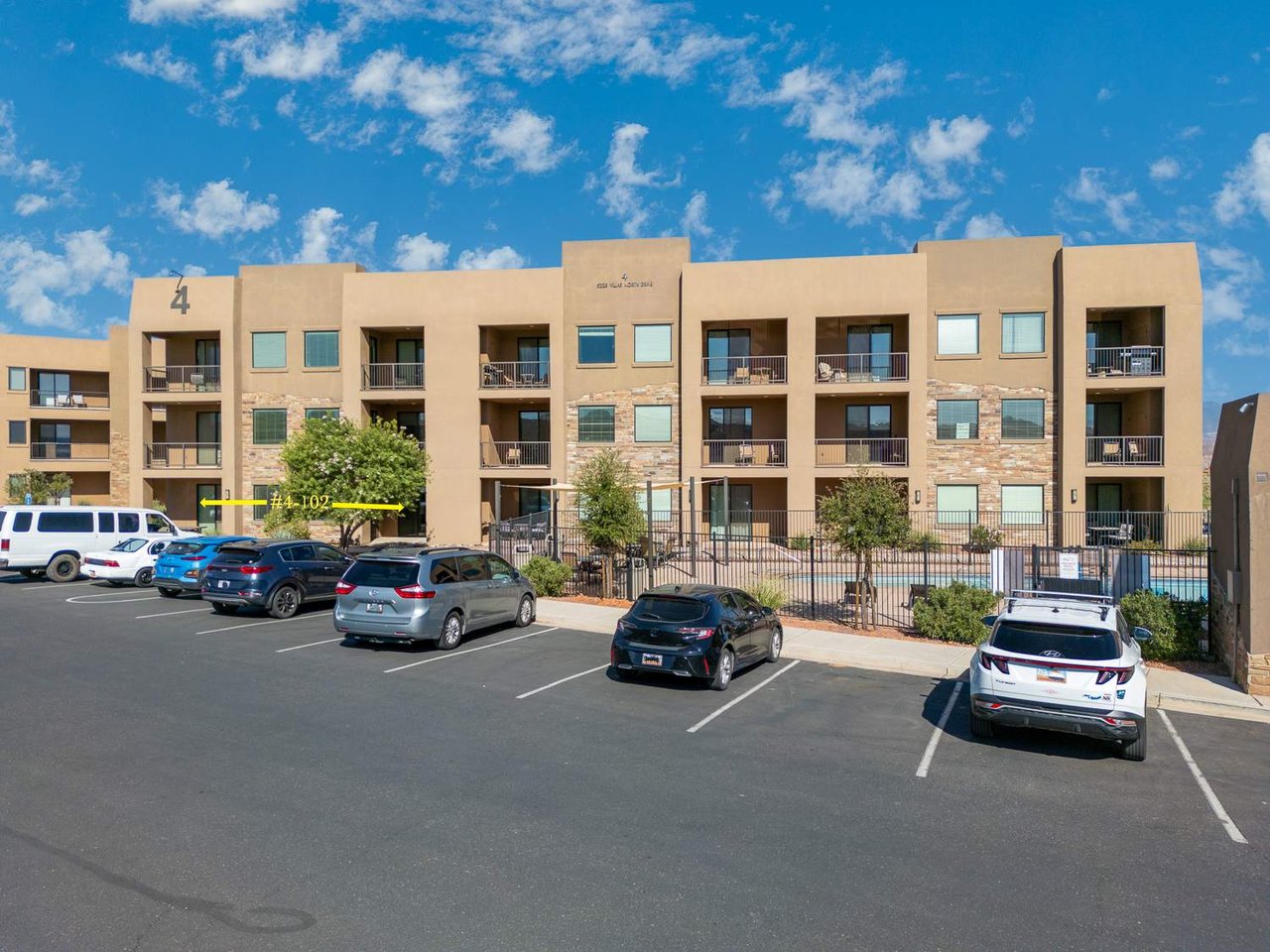 5228 N Villas Dr #4-102