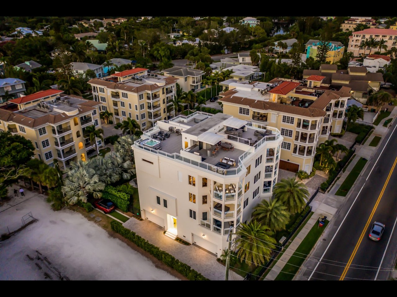 🌁💎JUST LISTED💎🌁 @301 BEACH RD, #301-1, SARASOTA, FL 34242