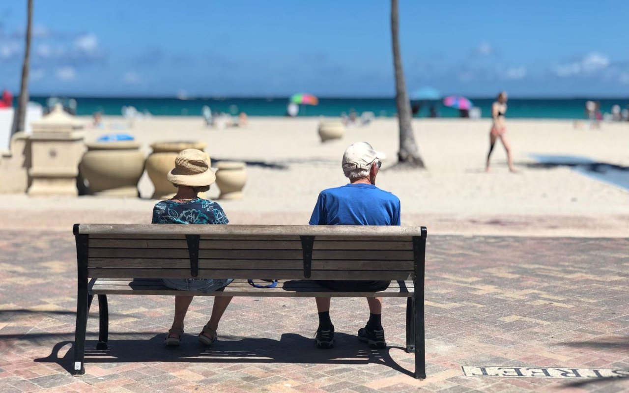 West Palm Beach Real Estate for Retirees: What to Look for in a Retirement Community