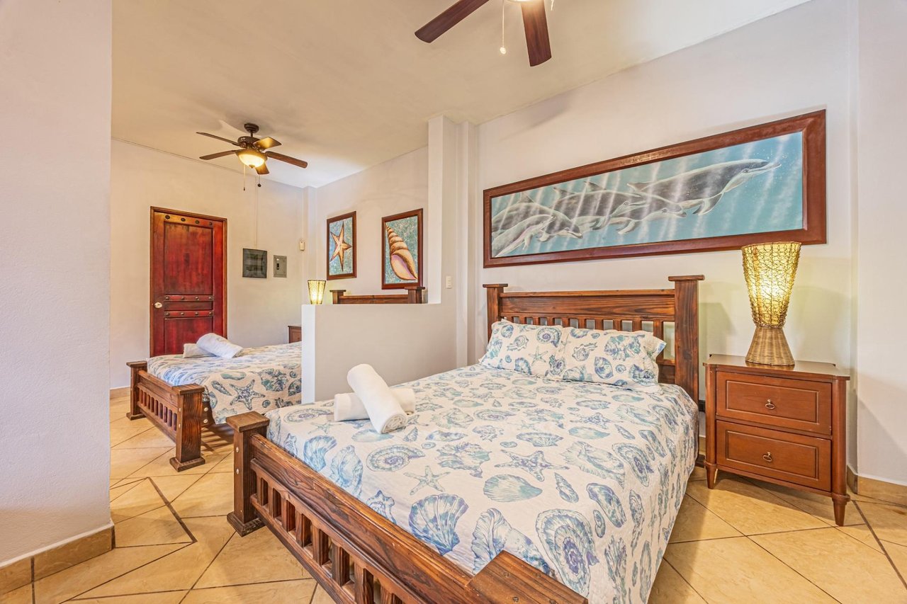 Colonial Oceanfront Rental Estate, Dominical, Puntarenas
