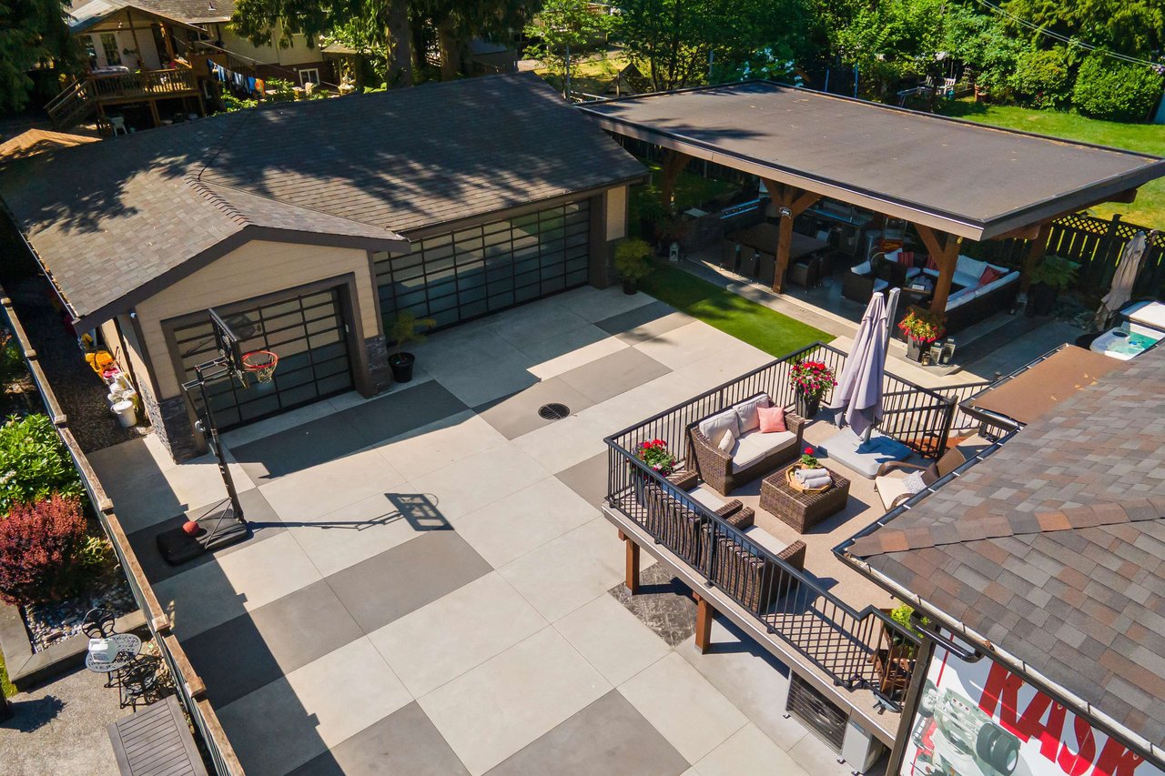 1720 Grover Ave
