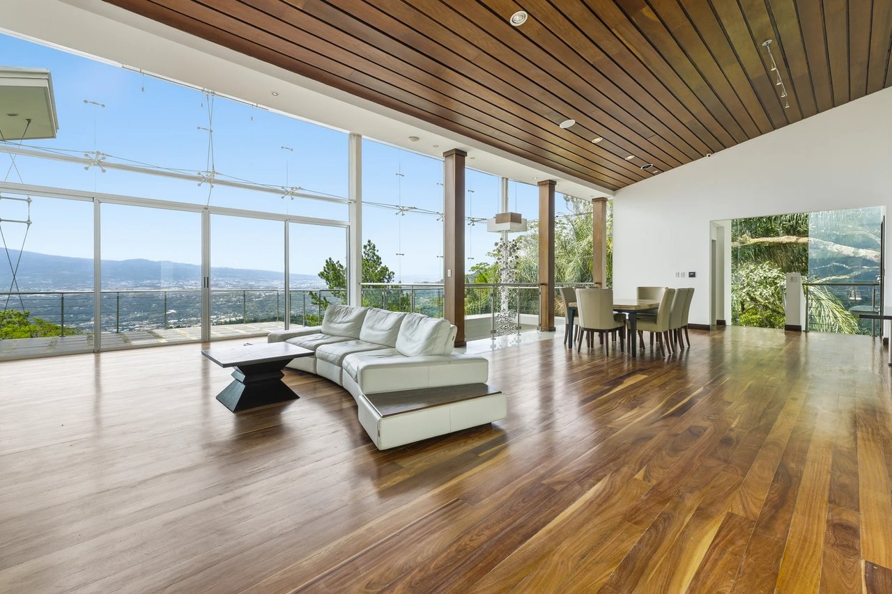 Panoramic Valley Views Retreat, Santa Ana, San Jose