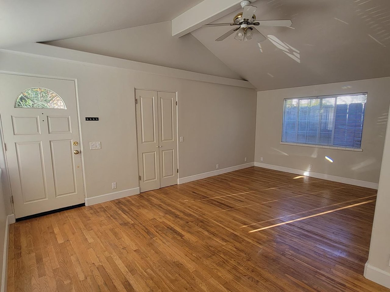1305 Funston Ave