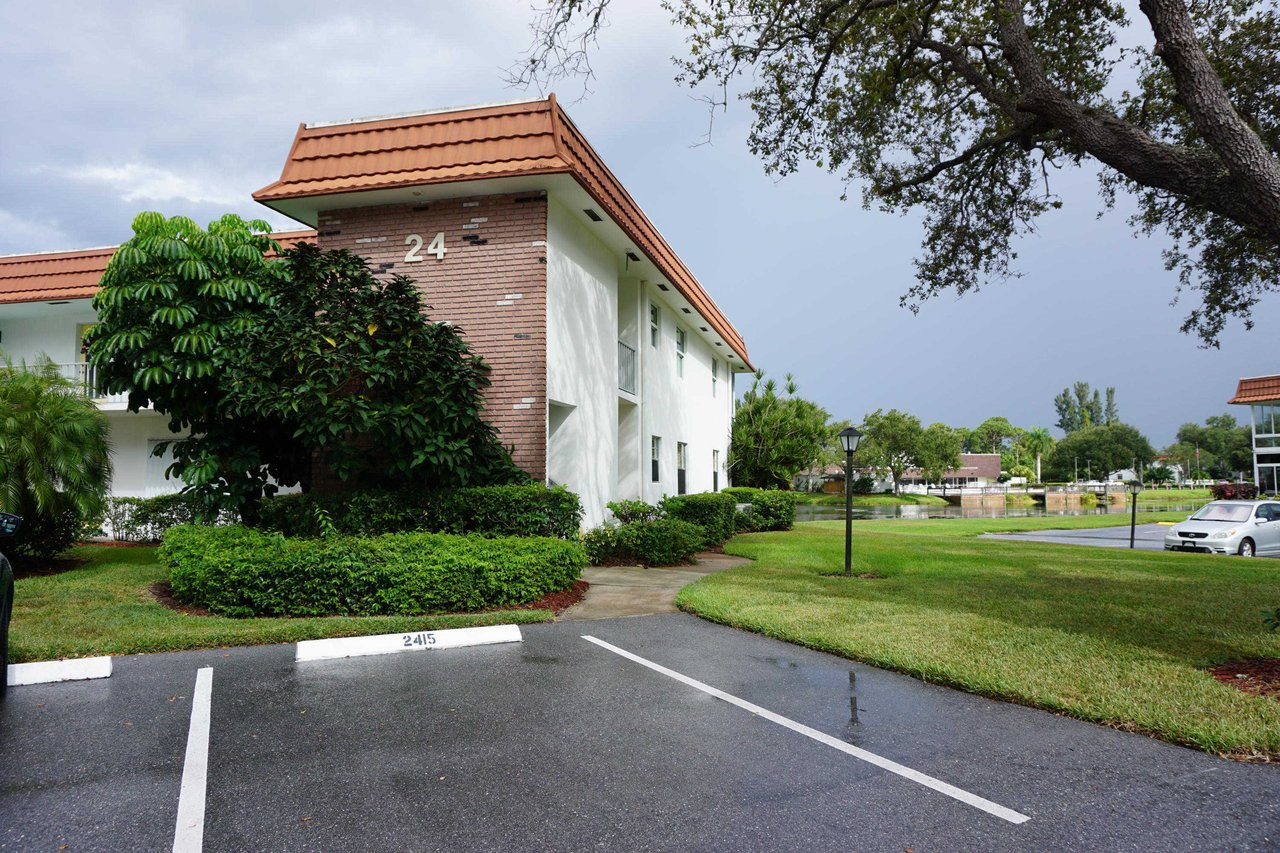 1225 21st Street Unit 2410