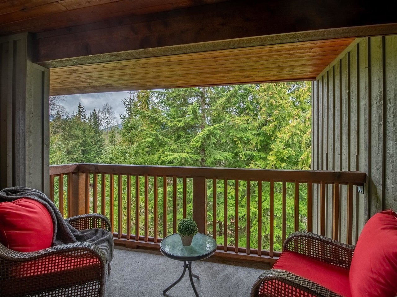 305-4660 Blackcomb Wy