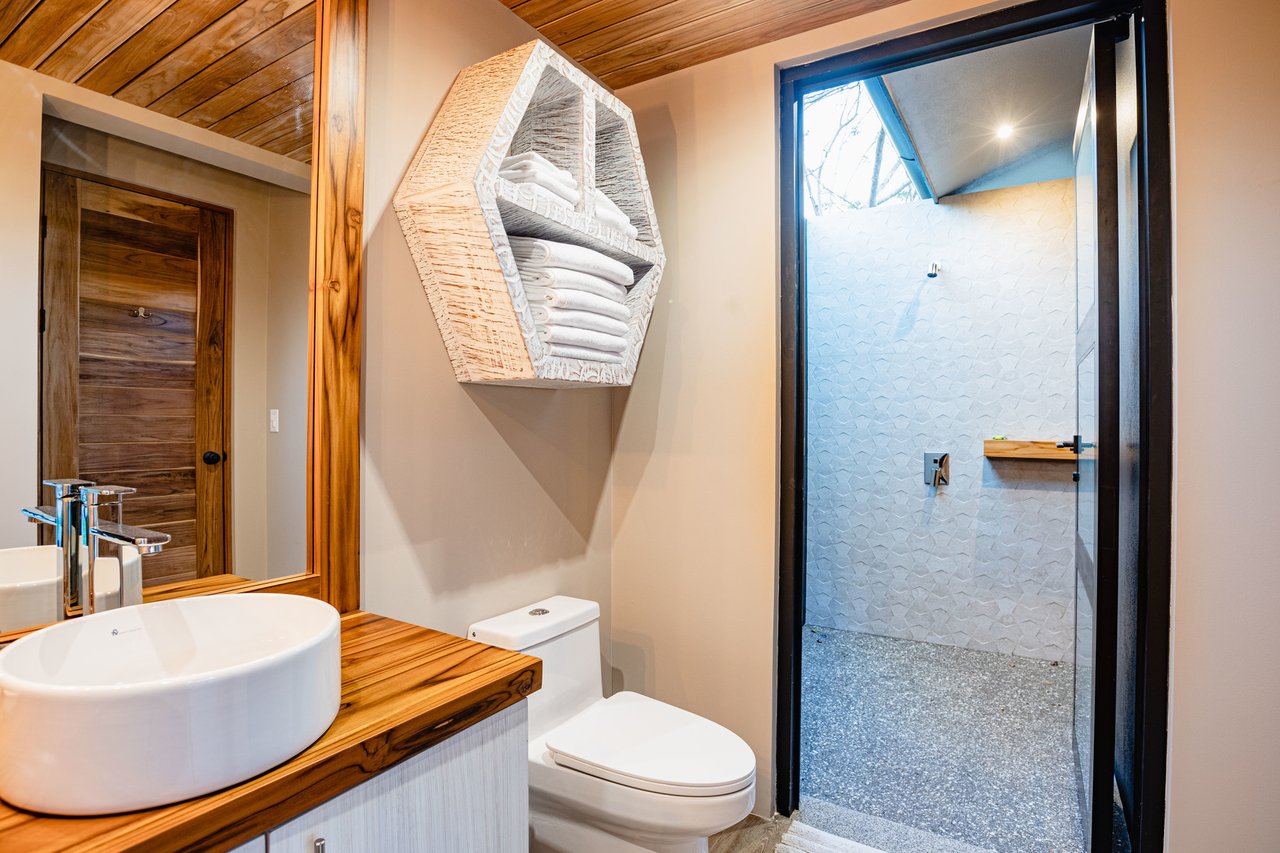 Luxury Villa Near the Beach, Hacienda Pinilla, Guanacaste