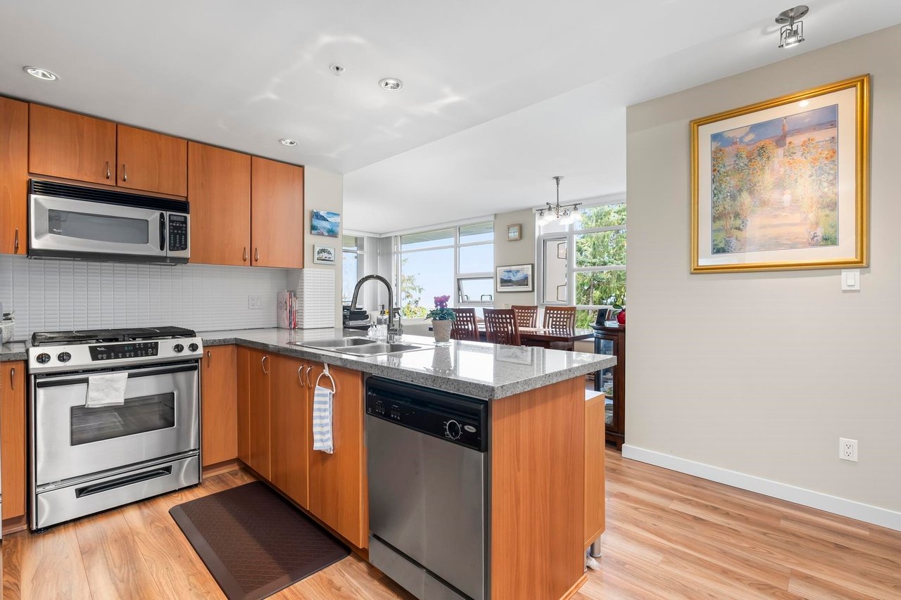 710-9266 University Cres