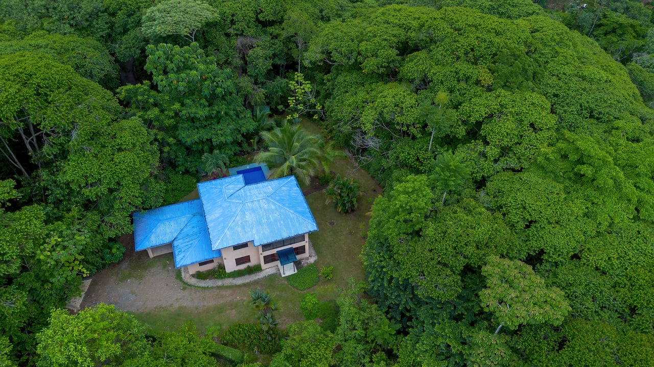 3 Bedroom Jungle Home in Ojochal