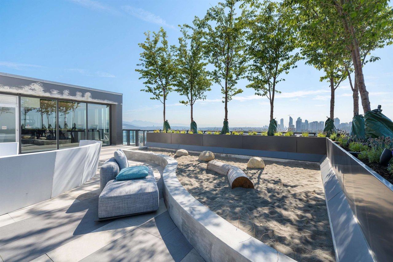 206-5058 Joyce St