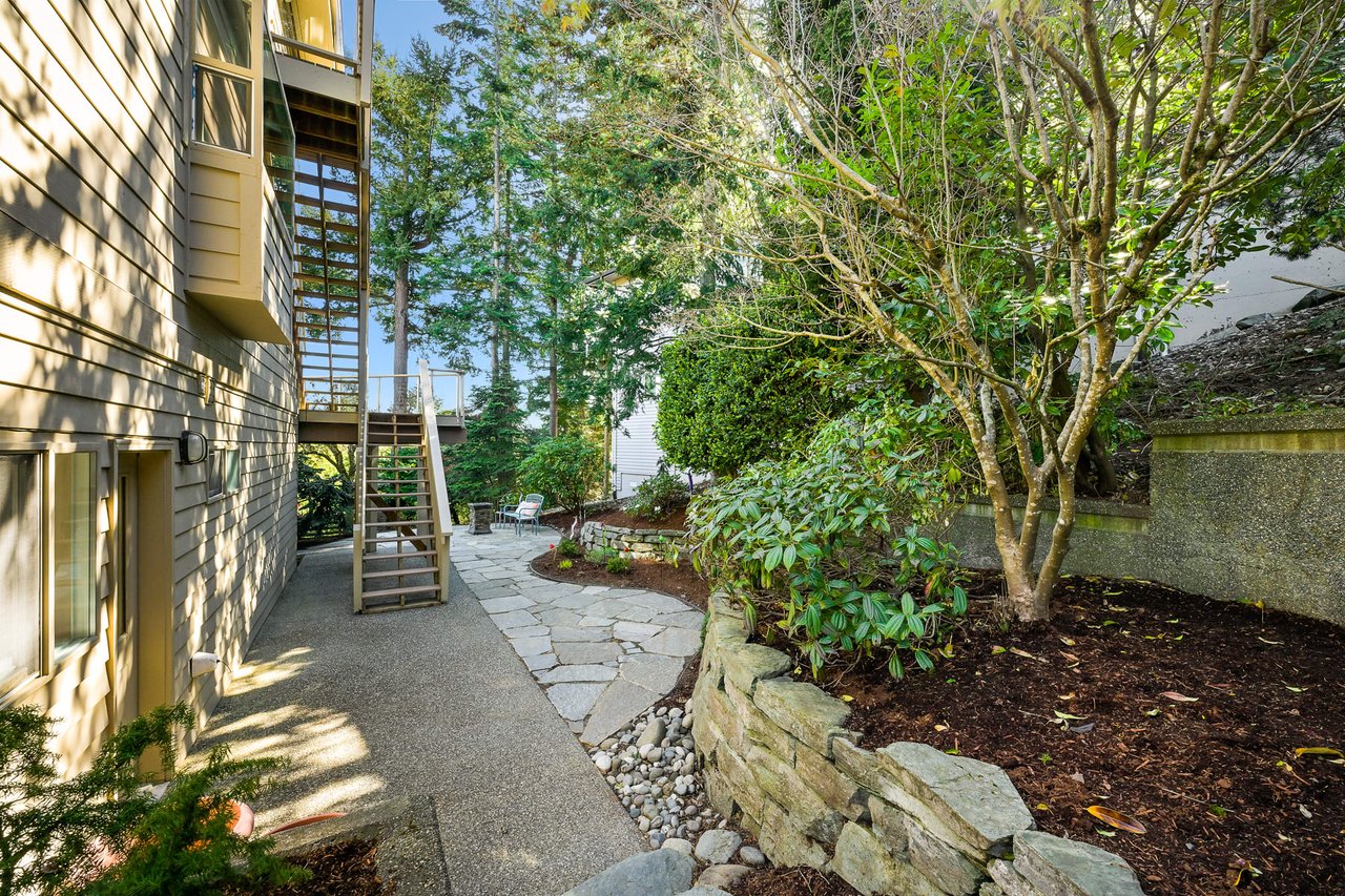 121 Sea Pines Lane