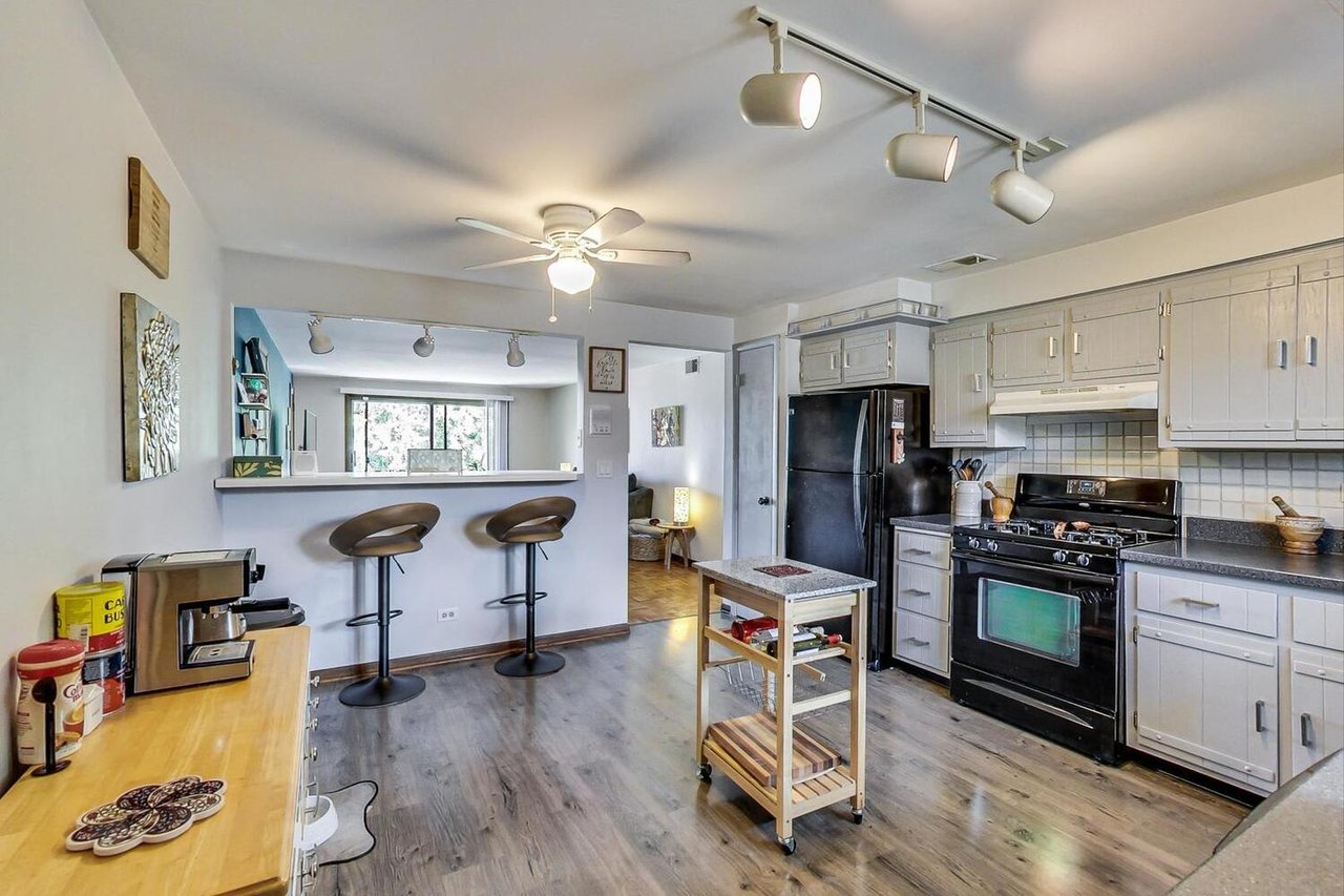 4540 N Linder Avenue # 3C