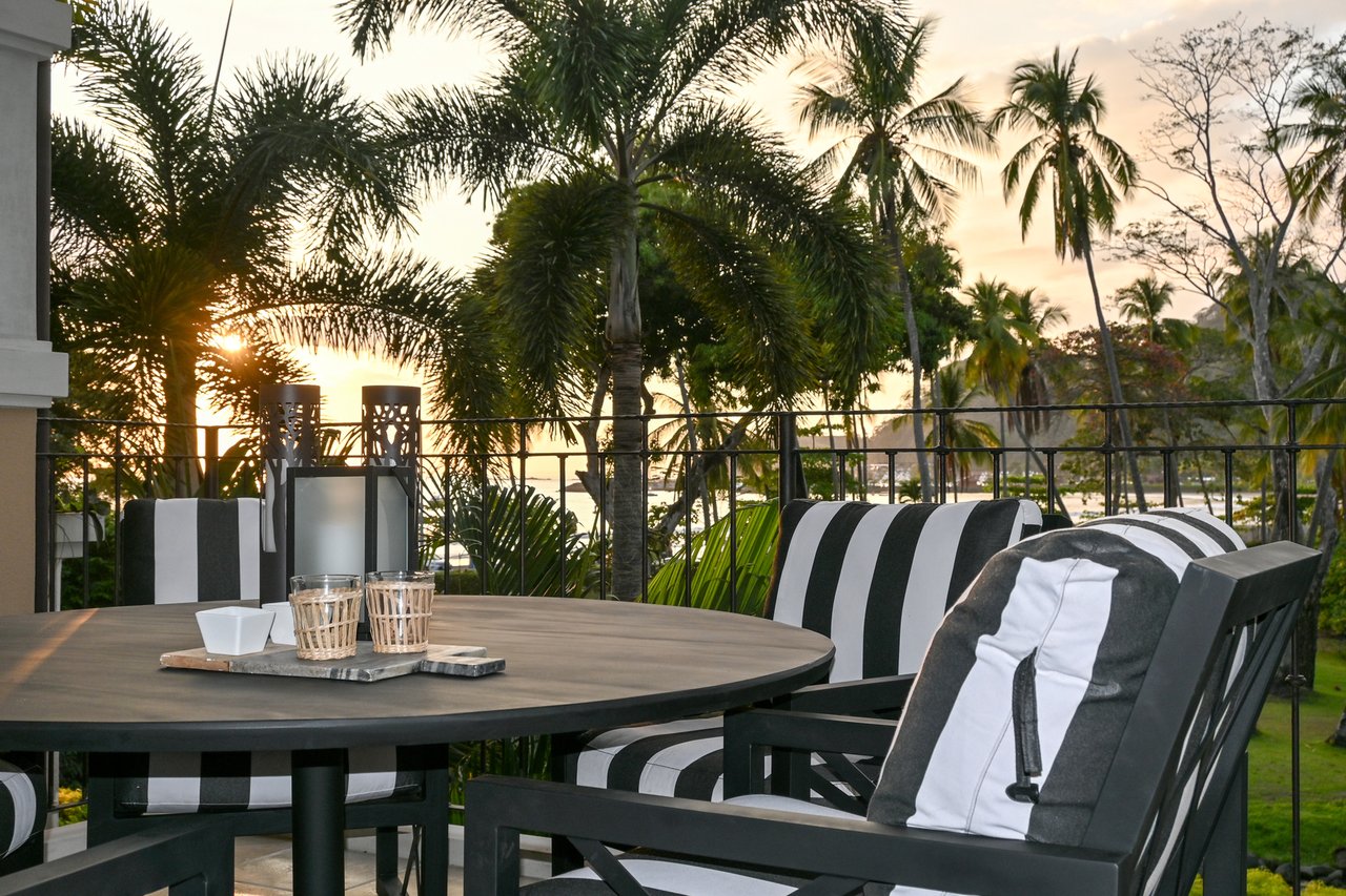 Upgraded Ocean View Condo, Los Suenos, Puntarenas