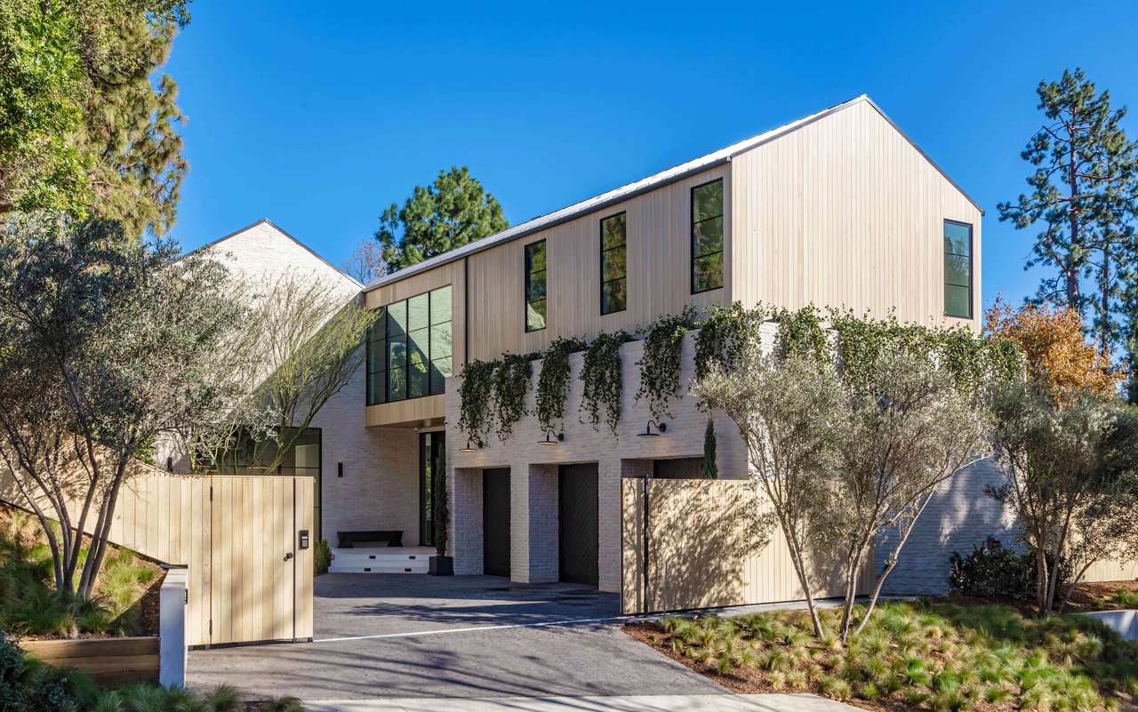 1054 Angelo Dr, Beverly Hills
