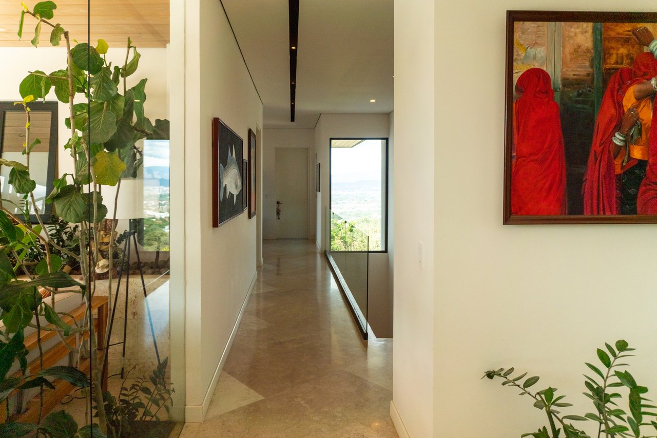 Modern Forest Infinity Pool Estate, Santa Ana, San Jose