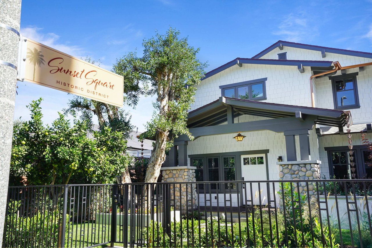 1520 N Sierra Bonita Ave, Sunset Square