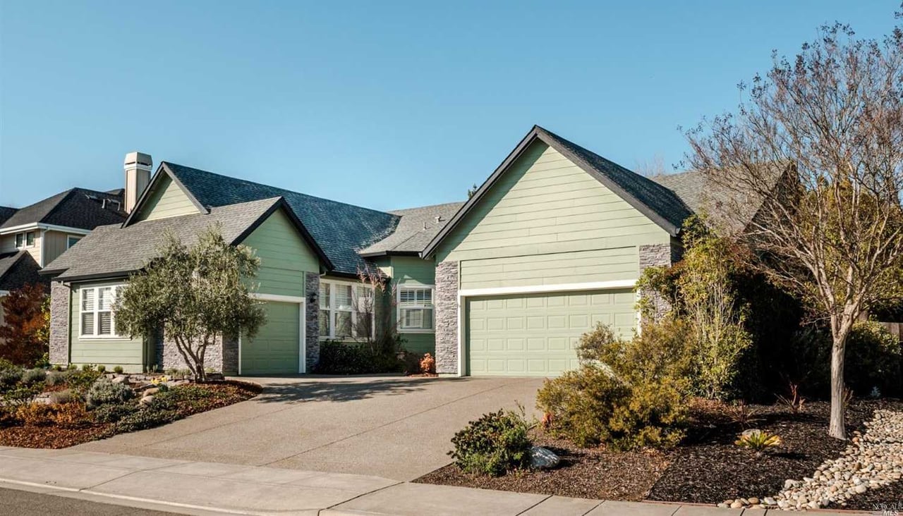 5708 Marsh Hawk Dr