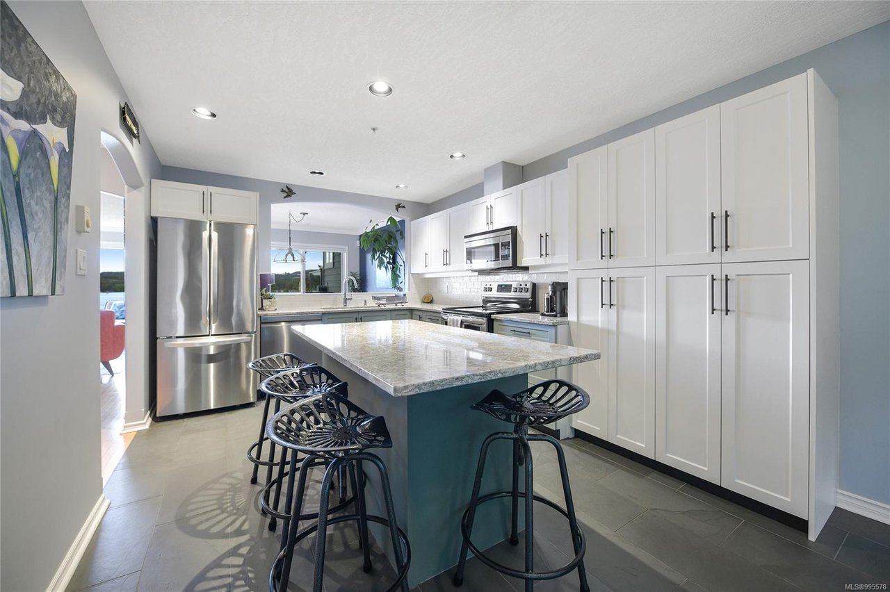 12-127 Aldersmith Pl