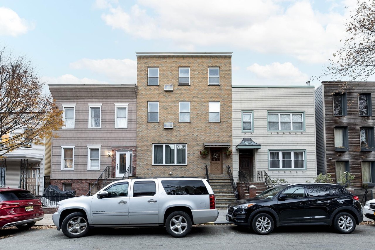 123 Oak Street, Apt 4