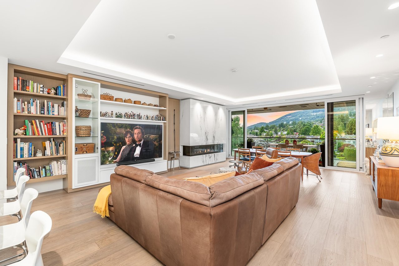 503-2289 Bellevue Ave