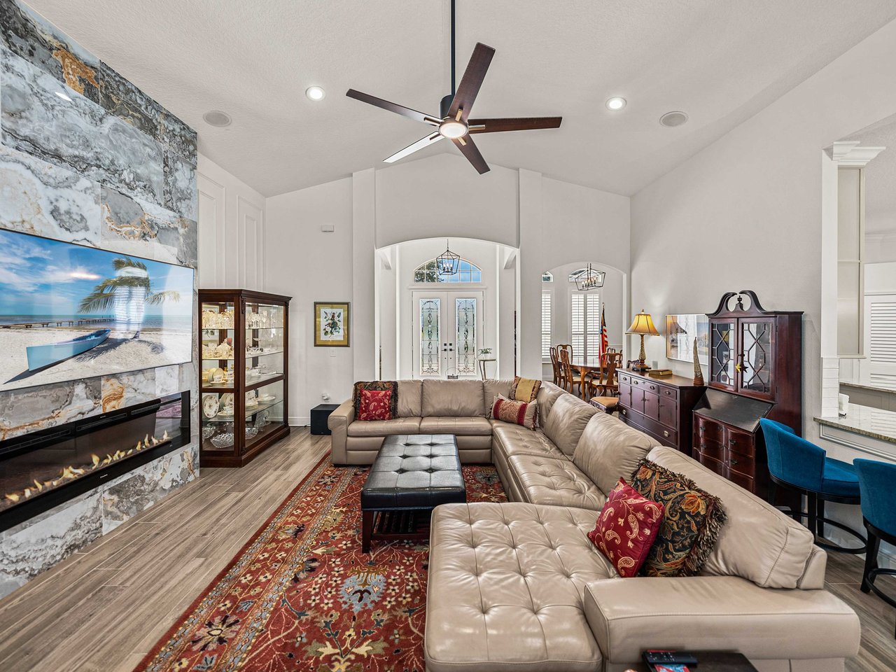13228 THOROUGHBRED DR