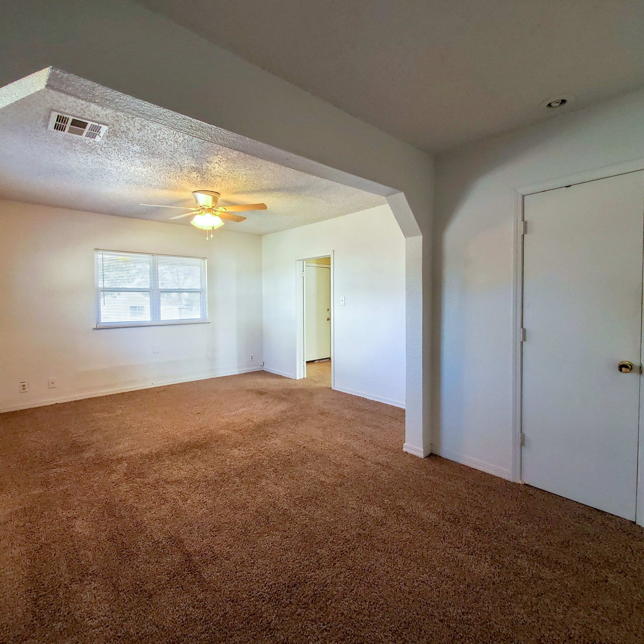718 North Beard Ave