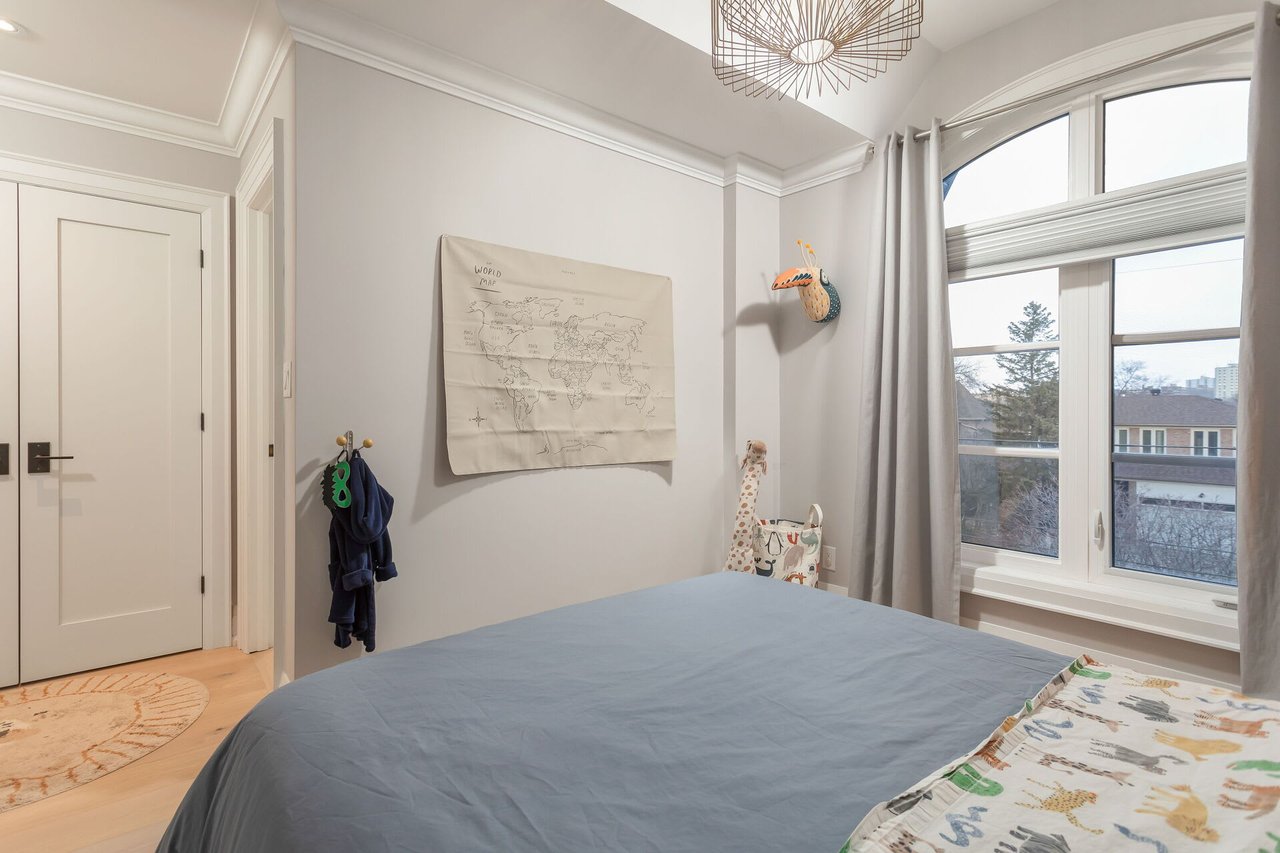 Lawrence Avenue & Blackcreek - Detached