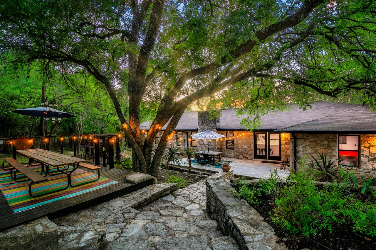 Updated, unrestricted Hillcountry Gem nestled in the Live Oak Trees