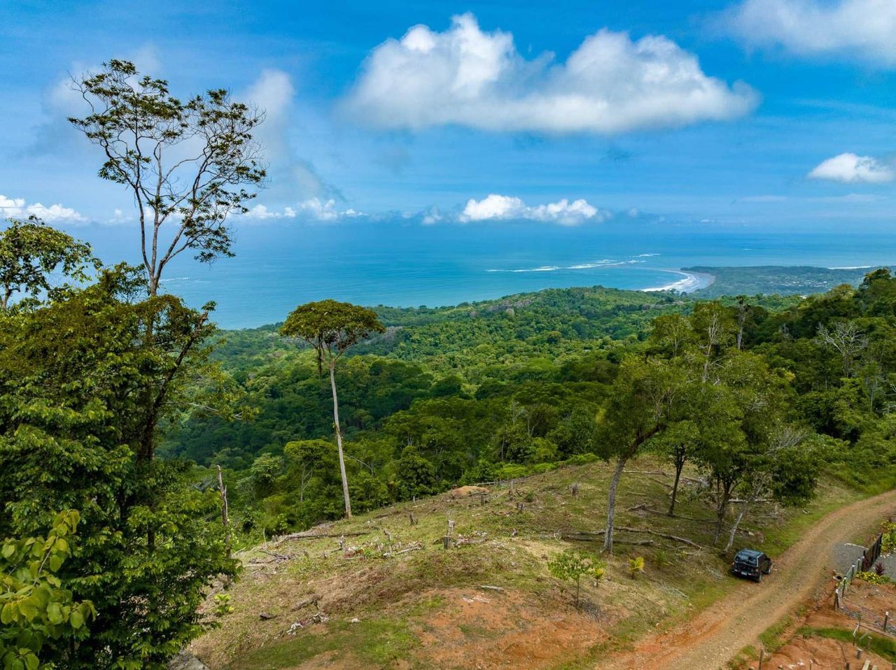 Rare Opportunity: Pristine 16-Acre Oceanview Sanctuary for Exclusive Development in Uvita