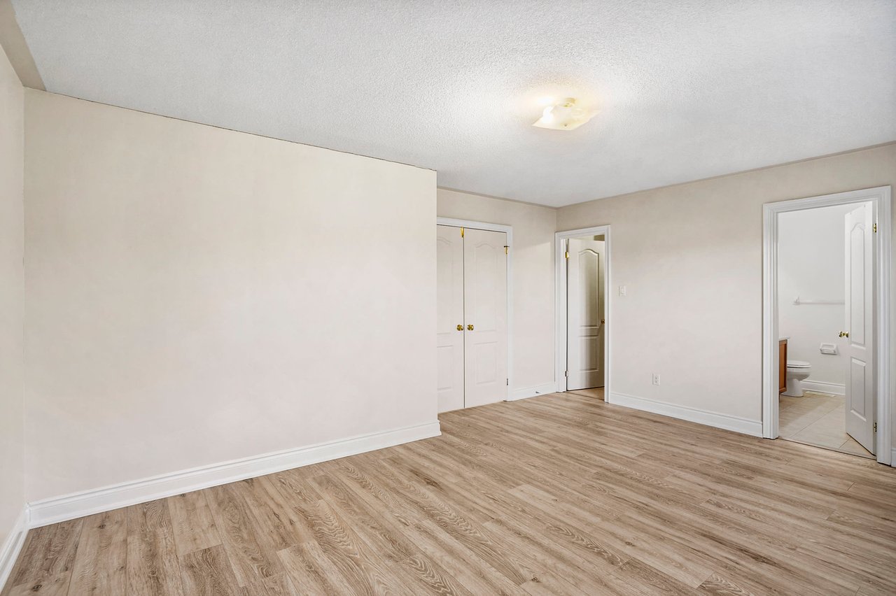 Upper Thornhill Estates