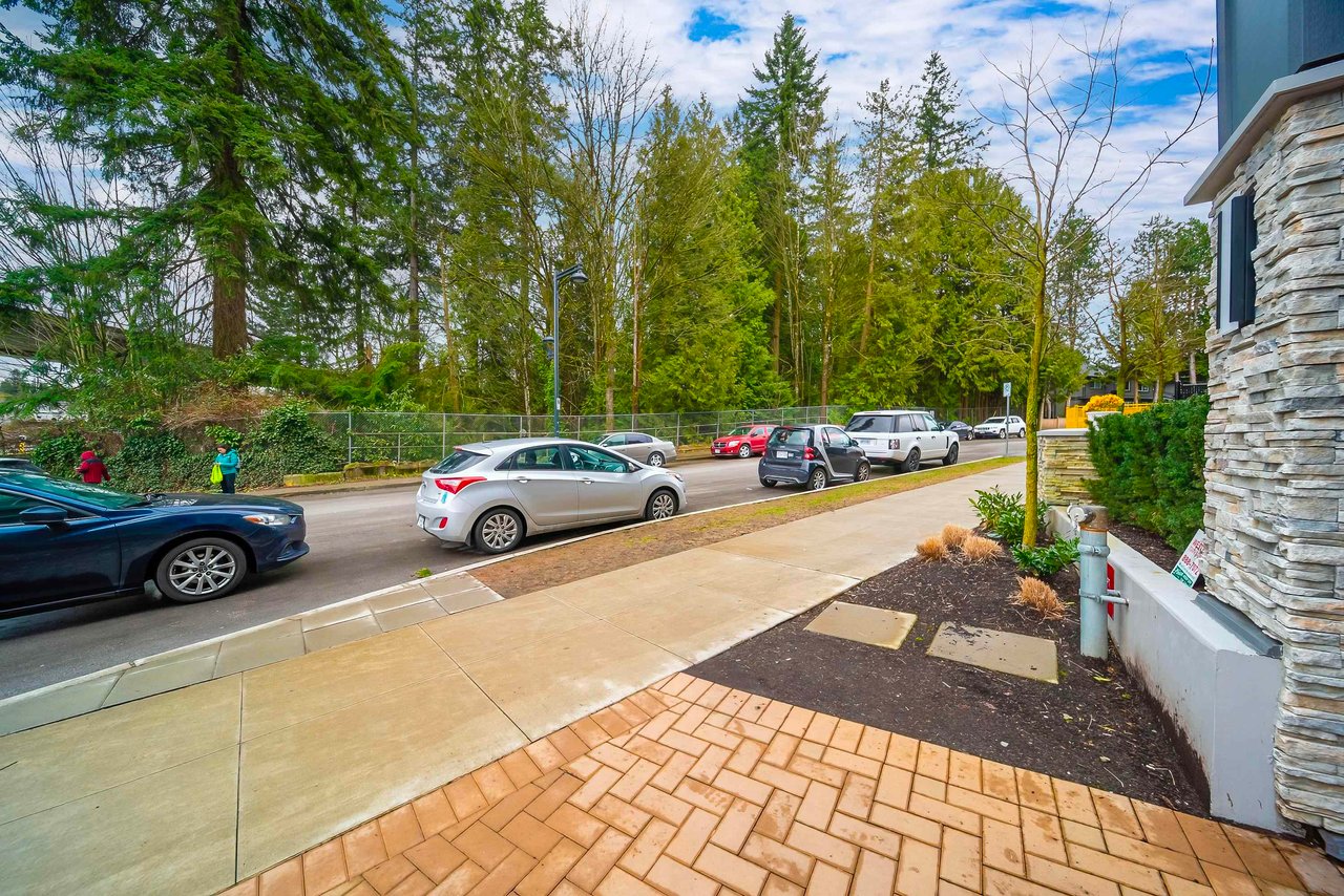 410-11077 Ravine Rd