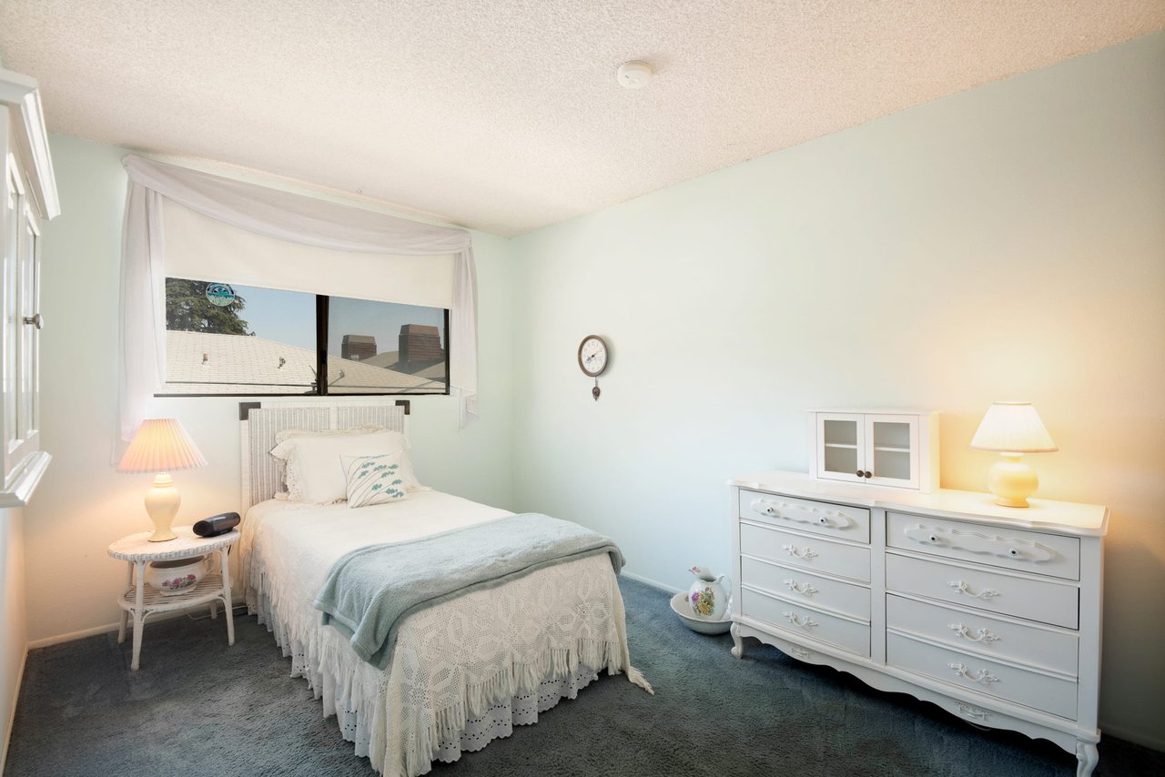 Santa Monica Gem