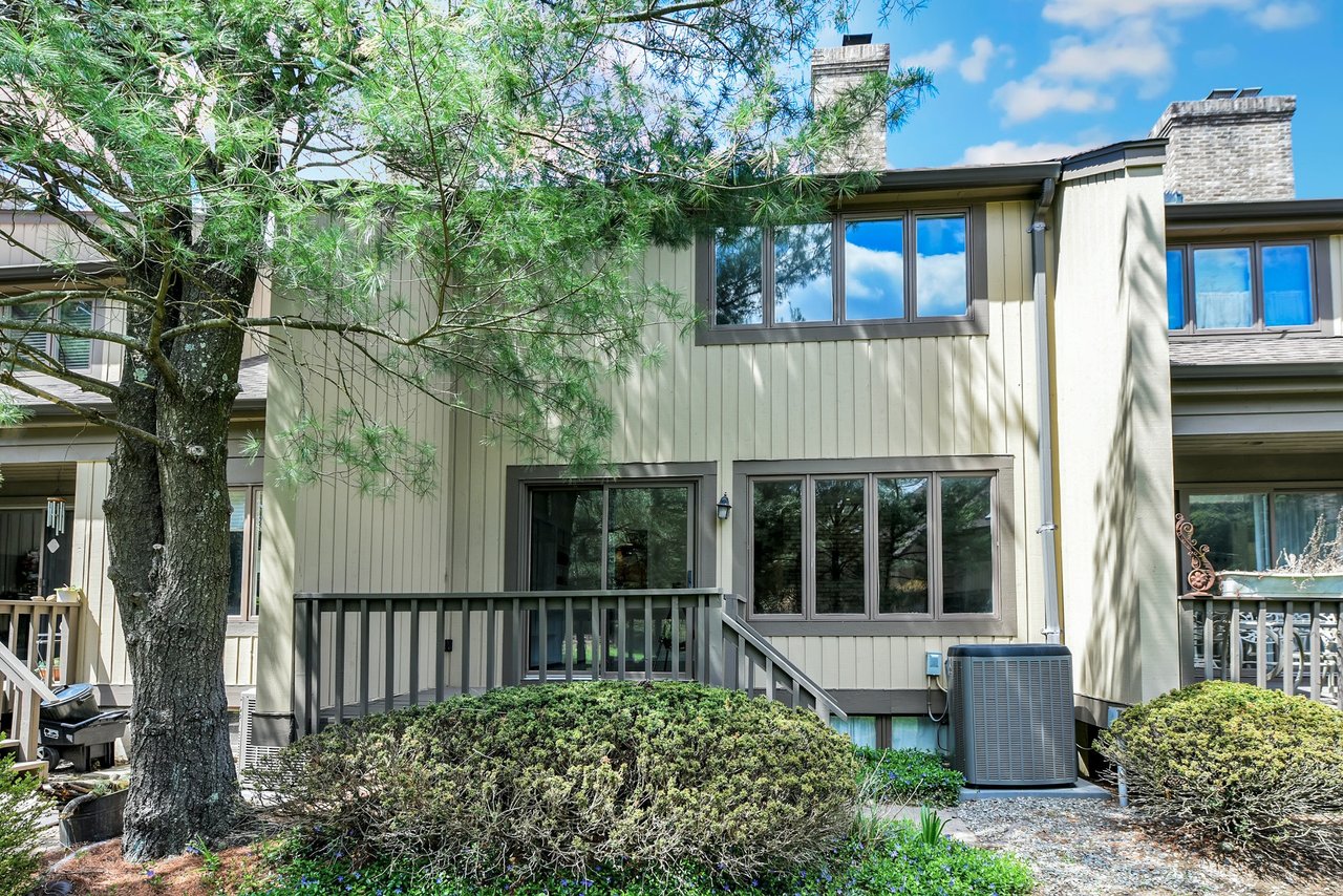21 Whitman Lane