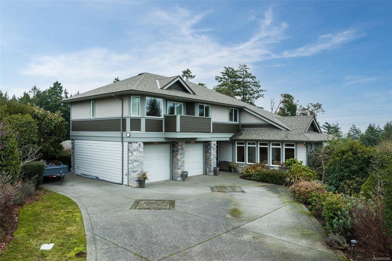 416 Pelican Dr